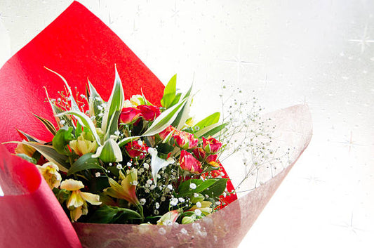 How to Choose Father's Day Flowers That Feel Masculine, Modern and Stylish