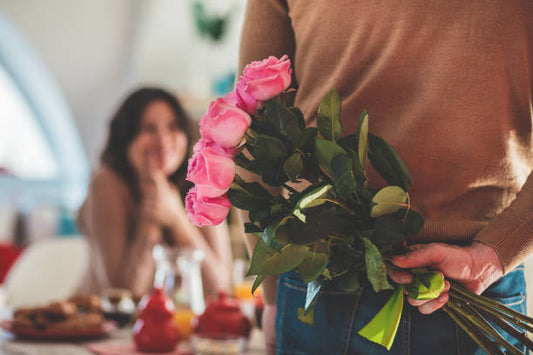 Unique Ways Flowers Can Brighten Someone’s Day and Lift Spirits