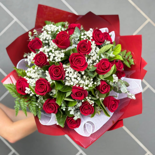 20 Romantic Red Roses Bouquet